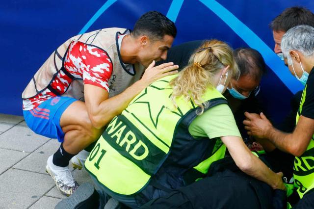 沙巴电竞-索帅食言换下C罗，队友红牌+送礼“逆转”C罗