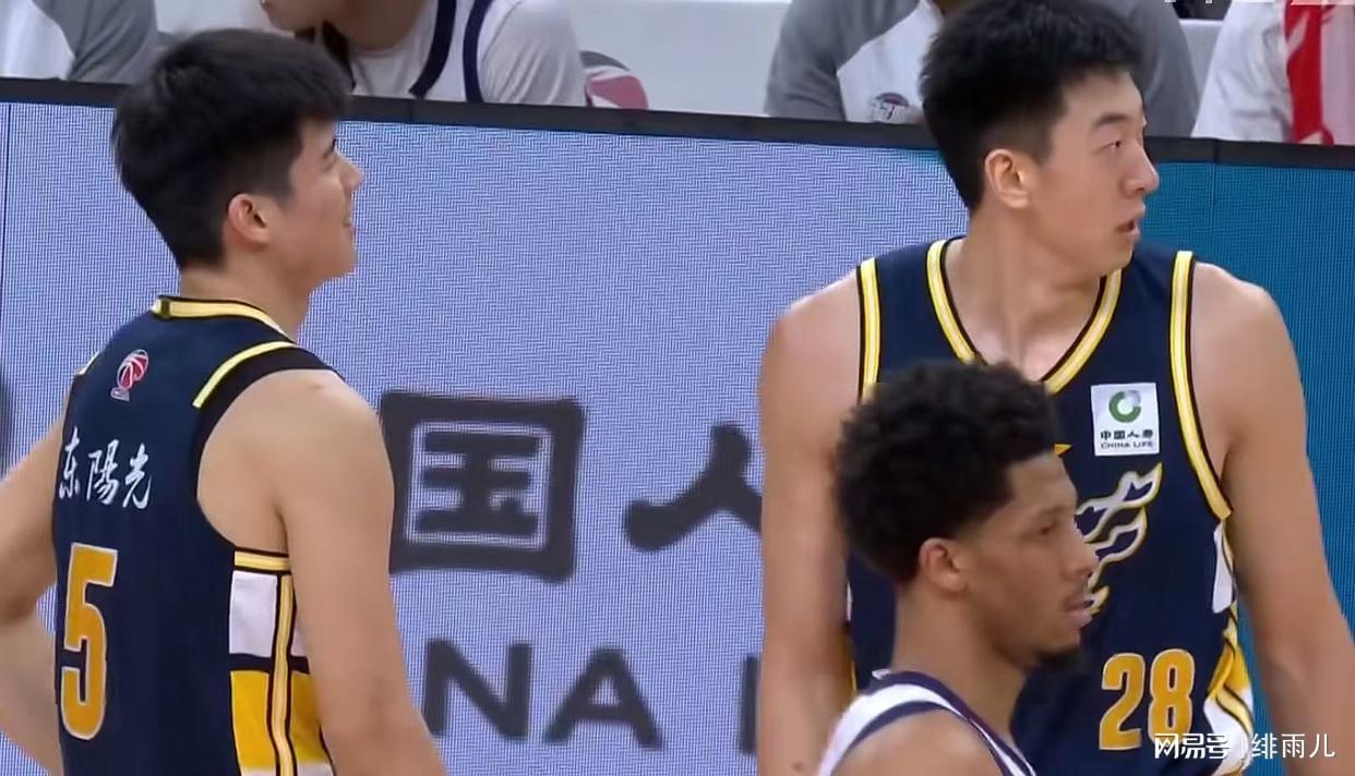 SABA SPORTS-恭喜广东队!朱芳雨正式发声,杜锋要换掉萨林杰了!